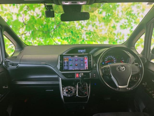 ヴォクシー ZSキラメキ 新品タイヤ/保証書/社外 11インチ メモリーナビ/フリップダウンモニター 社外 10.2インチ/両側電動スライドドア/ドライブレコーダー 前後/ヘッドランプ HID/Bluetooth接続 ドラレコ(4枚目)