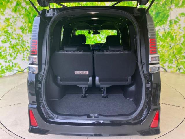 ヴォクシー ZSキラメキ 新品タイヤ/保証書/社外 11インチ メモリーナビ/フリップダウンモニター 社外 10.2インチ/両側電動スライドドア/ドライブレコーダー 前後/ヘッドランプ HID/Bluetooth接続 ドラレコ(31枚目)