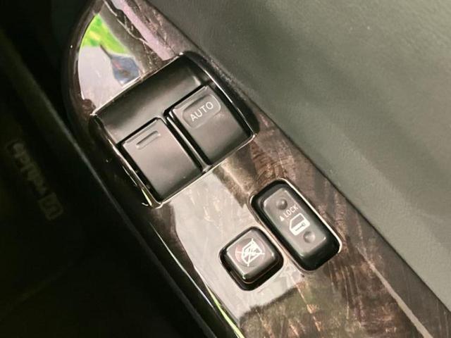 ハイエースバン ロングスーパーGLダークプライム 保証書/社外 SDナビ/フリップダウンモニター 社外 10.1インチ/両側電動スライドドア/シート ハーフレザー/ヘッドランプ LED/Bluetooth接続/ETC/ABS/バックモニター(17枚目)