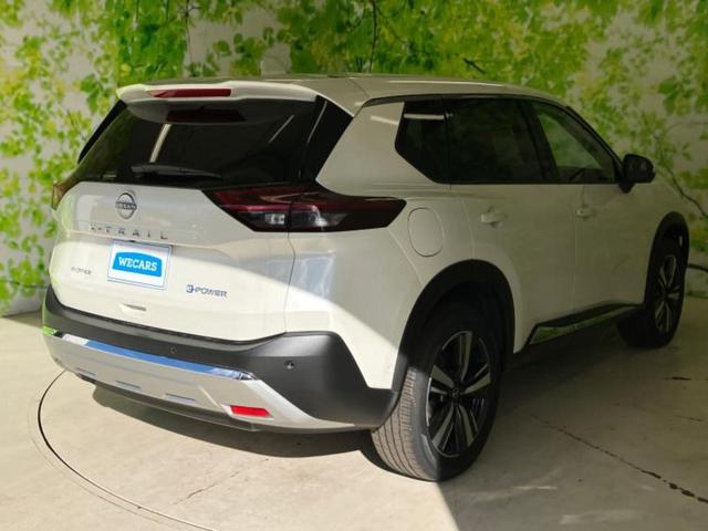 エクストレイル ４ＷＤ　Ｇ　ｅ－４ＯＲＣＥ　保証書／純正　１２．３インチ　メモリーナビ／インテリジェントルームミラー／エマージェンシーブレーキ／シートヒーター　前席／アラウンドビューモニター／車線逸脱防止支援システム／シート　撥水加工　４ＷＤ（3枚目）