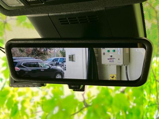 ヴォクシー ハイブリッドＳ－Ｚ　新品タイヤ／保証書／ディスプレイオーディオ＋ナビ１０インチ／デジタルインナーミラー／トヨタセーフティセンス／両側電動スライドドア／シートヒーター／パノラミックビューモニター　衝突被害軽減システム（13枚目）