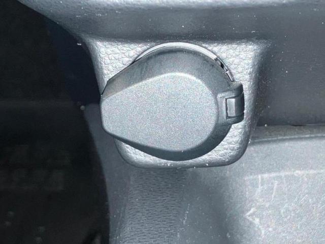 ヴォクシー ハイブリッドＳ－Ｚ　新品タイヤ／保証書／ディスプレイオーディオ＋ナビ１０インチ／デジタルインナーミラー／トヨタセーフティセンス／両側電動スライドドア／シートヒーター／パノラミックビューモニター　衝突被害軽減システム（15枚目）