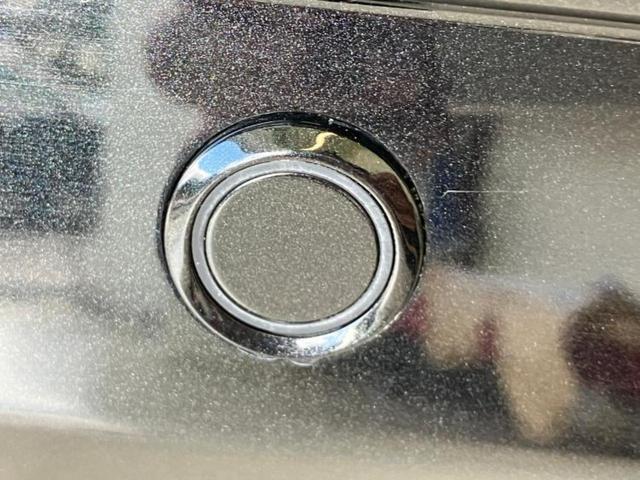 ヴォクシー ハイブリッドＳ－Ｚ　新品タイヤ／保証書／ディスプレイオーディオ＋ナビ１０インチ／デジタルインナーミラー／トヨタセーフティセンス／両側電動スライドドア／シートヒーター／パノラミックビューモニター　衝突被害軽減システム（16枚目）