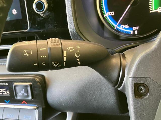 ヴォクシー ハイブリッドＳ－Ｚ　新品タイヤ／保証書／ディスプレイオーディオ＋ナビ１０インチ／デジタルインナーミラー／トヨタセーフティセンス／両側電動スライドドア／シートヒーター／パノラミックビューモニター　衝突被害軽減システム（25枚目）