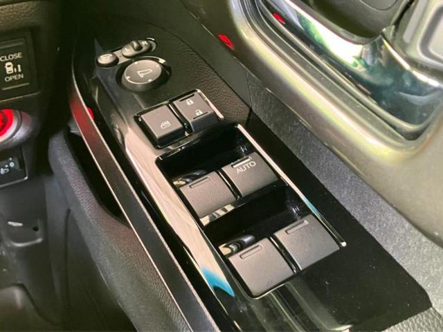 Ｎ－ＢＯＸカスタム Ｌ・ターボスタイルプラスブラック　新品タイヤ／保証書／純正　９インチ　ＳＤナビ／衝突安全装置／両側電動スライドドア／シートヒーター／車線逸脱防止支援システム／シート　ハーフレザー／ドライブレコーダー　純正／ヘッドランプ　ＬＥＤ　禁煙車（18枚目）