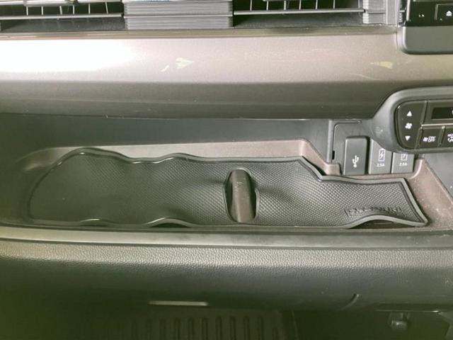 Ｎ－ＢＯＸカスタム Ｌ・ターボスタイルプラスブラック　新品タイヤ／保証書／純正　９インチ　ＳＤナビ／衝突安全装置／両側電動スライドドア／シートヒーター／車線逸脱防止支援システム／シート　ハーフレザー／ドライブレコーダー　純正／ヘッドランプ　ＬＥＤ　禁煙車（19枚目）