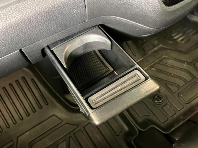 Ｎ－ＢＯＸカスタム Ｌ・ターボスタイルプラスブラック　新品タイヤ／保証書／純正　９インチ　ＳＤナビ／衝突安全装置／両側電動スライドドア／シートヒーター／車線逸脱防止支援システム／シート　ハーフレザー／ドライブレコーダー　純正／ヘッドランプ　ＬＥＤ　禁煙車（21枚目）