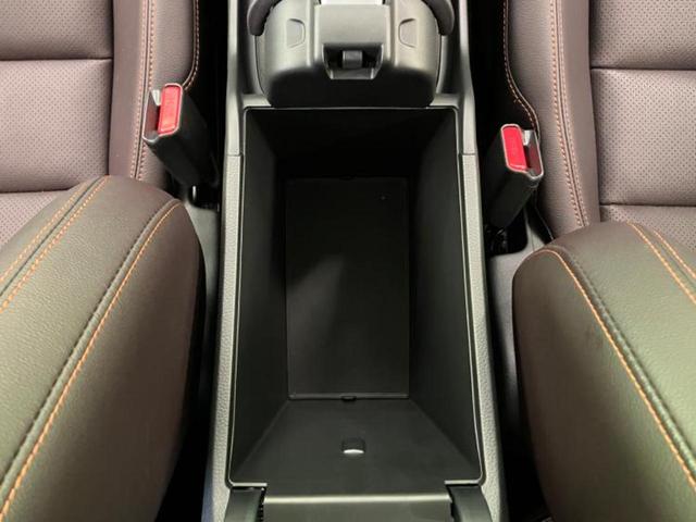 ＺＲ－Ｖ ｅＨＥＶ　Ｚ　保証書／純正　９インチ　ＳＤナビ／ホンダセンシング／シートヒーター／全方位モニター／車線逸脱防止支援システム／シート　合皮／電動バックドア／ヘッドランプ　ＬＥＤ／Ｂｌｕｅｔｏｏｔｈ接続／ＥＴＣ（19枚目）