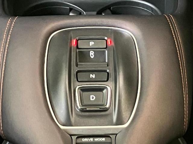 ＺＲ－Ｖ ｅＨＥＶ　Ｚ　保証書／純正　９インチ　ＳＤナビ／ホンダセンシング／シートヒーター／全方位モニター／車線逸脱防止支援システム／シート　合皮／電動バックドア／ヘッドランプ　ＬＥＤ／Ｂｌｕｅｔｏｏｔｈ接続／ＥＴＣ（28枚目）