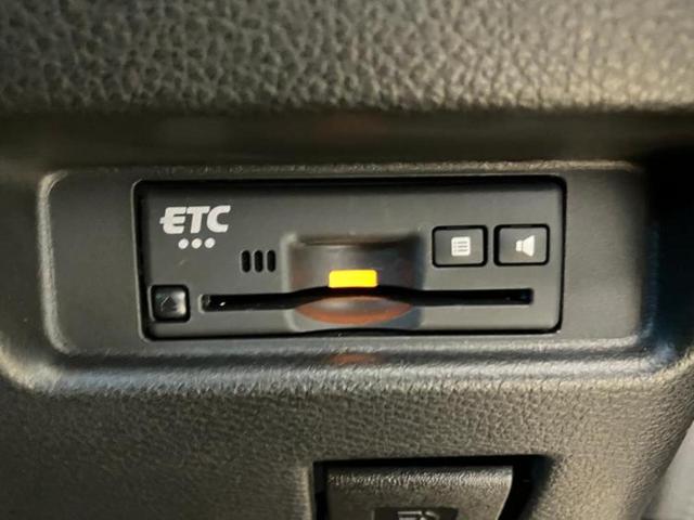 スペーシアギア ハイブリッドＸＺ　新品タイヤ／保証書／純正　８インチ　ＳＤナビ／セーフティサポート（スズキ）／両側電動スライドドア／シートヒーター／車線逸脱防止支援システム／ヘッドランプ　ＬＥＤ／Ｂｌｕｅｔｏｏｔｈ接続／ＥＴＣ（12枚目）