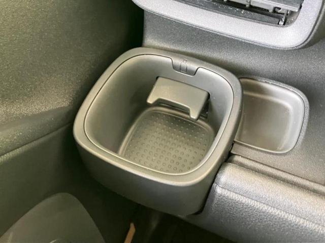 シエンタ ハイブリッドＺ　保証書／ディスプレイオーディオ＋ナビ１０インチ／トヨタセーフティセンス／両側電動スライドドア／シートヒーター　前席／パノラミックビューモニター／車線逸脱防止支援システム　衝突被害軽減システム　ドラレコ（20枚目）