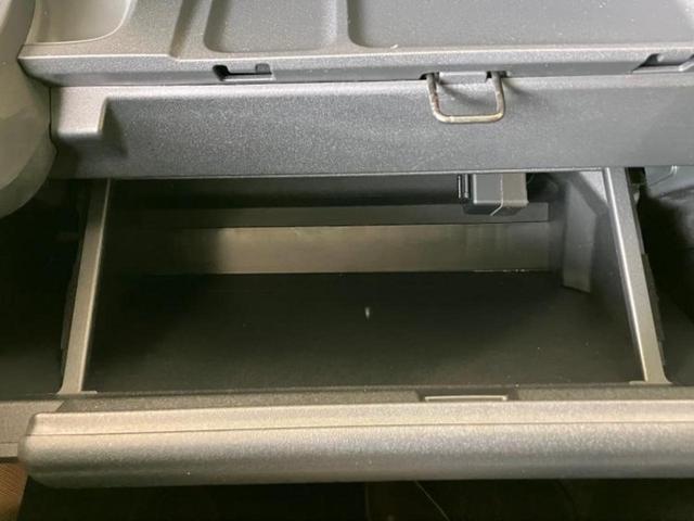 シエンタ ハイブリッドＺ　保証書／ディスプレイオーディオ＋ナビ１０インチ／トヨタセーフティセンス／両側電動スライドドア／シートヒーター　前席／パノラミックビューモニター／車線逸脱防止支援システム　衝突被害軽減システム　ドラレコ（22枚目）