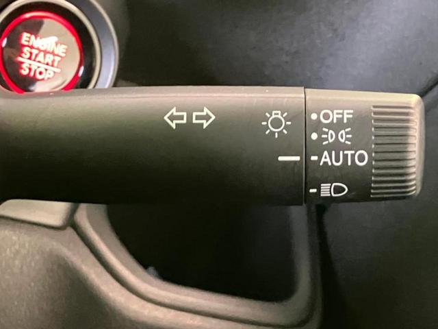 Ｎ－ＢＯＸカスタム ヒョウジュン　保証書／ホンダセンシング／電動スライドドア／シートヒーター　前席／車線逸脱防止支援システム／ヘッドランプ　ＬＥＤ／ＥＢＤ付ＡＢＳ／アイドリングストップ／禁煙車／エアバッグ　運転席　衝突被害軽減システム（8枚目）