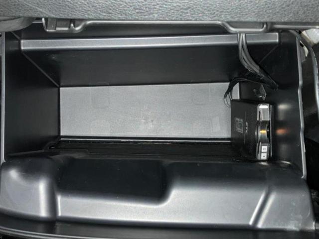 スペーシアカスタム ＧＳ　新品タイヤ／保証書／社外　ＳＤナビ／電動スライドドア／シートヒーター　運転席／ヘッドランプ　ＨＩＤ／Ｂｌｕｅｔｏｏｔｈ接続／ＥＴＣ／ＥＢＤ付ＡＢＳ／アイドリングストップ／ワンセグＴＶ／ＤＶＤ（20枚目）