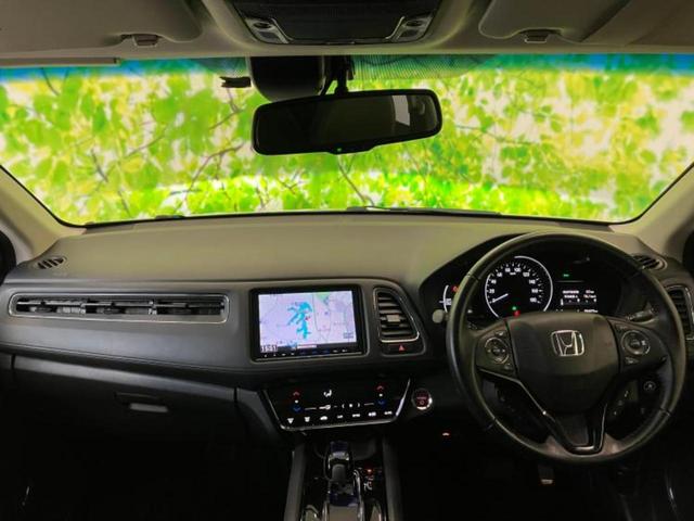 ヴェゼル ハイブリッドX・ホンダセンシング 保証書/純正 8インチ SDナビ/ホンダセンシング/車線逸脱防止支援システム/シート ハーフレザー/ヘッドランプ HID/Bluetooth接続/ETC/EBD付ABS/横滑り防止装置 バックカメラ(4枚目)