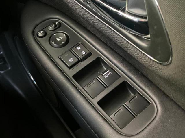 ヴェゼル ハイブリッドX・ホンダセンシング 保証書/純正 8インチ SDナビ/ホンダセンシング/車線逸脱防止支援システム/シート ハーフレザー/ヘッドランプ HID/Bluetooth接続/ETC/EBD付ABS/横滑り防止装置 バックカメラ(17枚目)