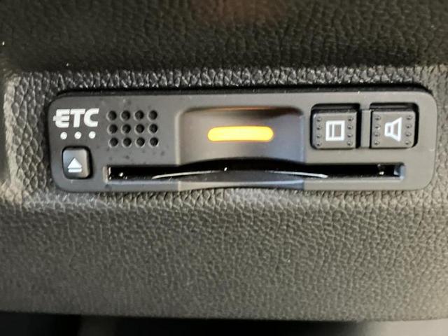 フリード Ｇホンダセンシング　純正　９インチ　ＳＤナビ／衝突安全装置／両側電動スライドドア／車線逸脱防止支援システム／シート　ハーフレザー／ヘッドランプ　ＬＥＤ／Ｂｌｕｅｔｏｏｔｈ接続／ＥＴＣ／ＥＢＤ付ＡＢＳ／横滑り防止装置（18枚目）