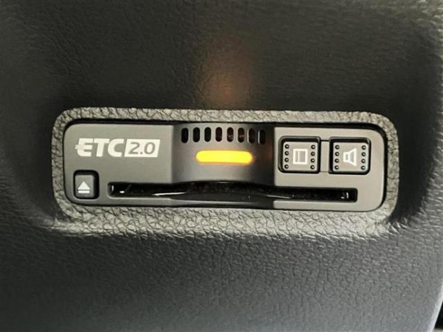 シビック ヒョウジュン　保証書／ディスプレイオーディオ／ホンダセンシング／シートヒーター／シート　ハーフレザー／ヘッドランプ　ＬＥＤ／Ｂｌｕｅｔｏｏｔｈ接続／ＥＴＣ２．０／ＥＢＤ付ＡＢＳ／横滑り防止装置　衝突被害軽減システム（15枚目）