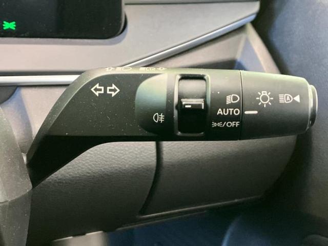 ノート X 保証書/純正 SDナビ/インテリジェントルームミラー/衝突安全装置/車線逸脱防止支援システム/ヘッドランプ LED/ETC/EBD付ABS/横滑り防止装置/アイドリングストップ/フルセグTV(17枚目)