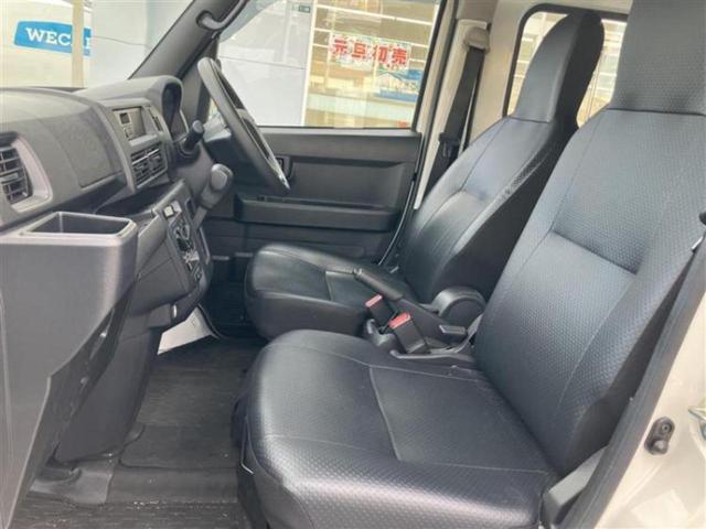 ハイゼットカーゴ スペシャル　新品タイヤ／保証書／衝突安全装置／車線逸脱防止支援システム／ＥＢＤ付ＡＢＳ／横滑り防止装置／アイドリングストップ／エアバッグ　運転席／エアバッグ　助手席／衝突安全ボディ／パワーウインドウ　ワンオーナー（6枚目）