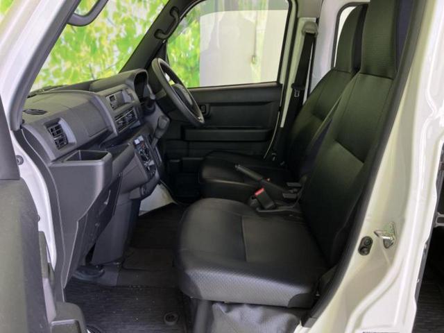 ハイゼットカーゴ スペシャル　新品タイヤ／保証書／衝突安全装置／車線逸脱防止支援システム／ＥＢＤ付ＡＢＳ／横滑り防止装置／アイドリングストップ／エアバッグ　運転席／エアバッグ　助手席／衝突安全ボディ／パワーウインドウ　ワンオーナー（7枚目）