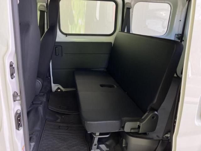 ハイゼットカーゴ スペシャル　新品タイヤ／保証書／衝突安全装置／車線逸脱防止支援システム／ＥＢＤ付ＡＢＳ／横滑り防止装置／アイドリングストップ／エアバッグ　運転席／エアバッグ　助手席／衝突安全ボディ／パワーウインドウ　ワンオーナー（8枚目）