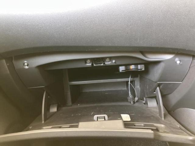 ノート Ｘ　新品タイヤ／保証書／純正　ＳＤナビ／衝突安全装置／Ｂｌｕｅｔｏｏｔｈ接続／ＥＴＣ／ＥＢＤ付ＡＢＳ／アイドリングストップ／ワンセグＴＶ／禁煙車／エアバッグ　運転席／エアバッグ　助手席／パワーウインドウ（26枚目）