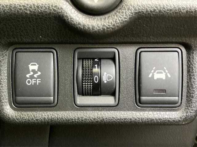 ノート Ｘ　新品タイヤ／保証書／純正　ＳＤナビ／衝突安全装置／Ｂｌｕｅｔｏｏｔｈ接続／ＥＴＣ／ＥＢＤ付ＡＢＳ／アイドリングストップ／ワンセグＴＶ／禁煙車／エアバッグ　運転席／エアバッグ　助手席／パワーウインドウ（28枚目）