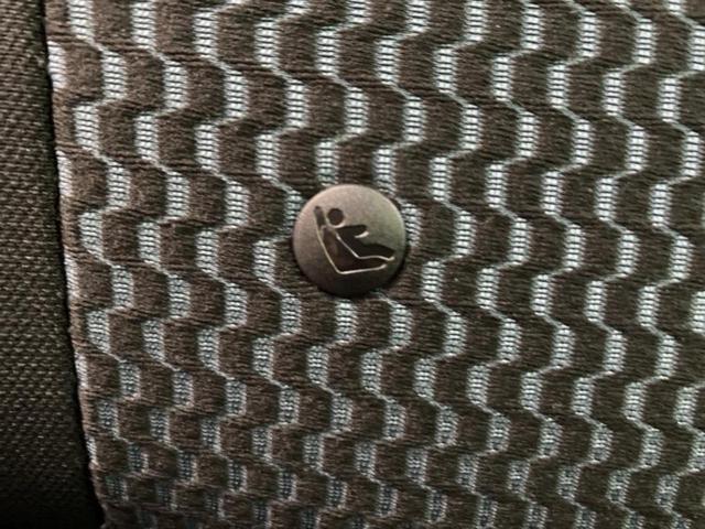 ノート Ｘ　新品タイヤ／保証書／純正　ＳＤナビ／衝突安全装置／Ｂｌｕｅｔｏｏｔｈ接続／ＥＴＣ／ＥＢＤ付ＡＢＳ／アイドリングストップ／ワンセグＴＶ／禁煙車／エアバッグ　運転席／エアバッグ　助手席／パワーウインドウ（37枚目）