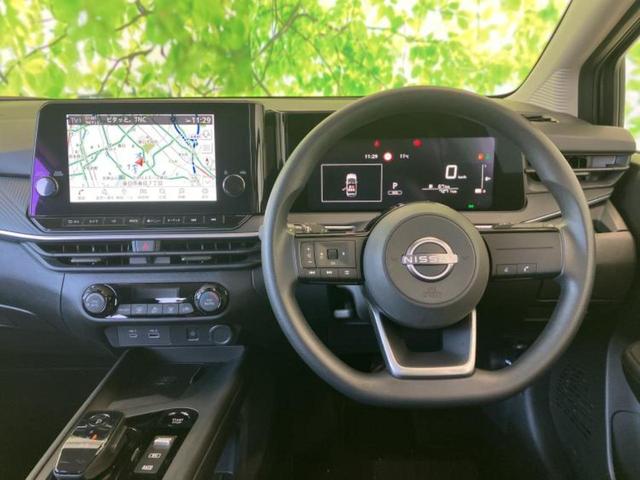 ノート Ｘ　保証書／純正　９インチ　メモリーナビ／インテリジェントルームミラー／エマージェンシーブレーキ／アラウンドビューモニター／車線逸脱防止支援システム／ヘッドランプ　ＬＥＤ／ＵＳＢジャック　全周囲カメラ（19枚目）