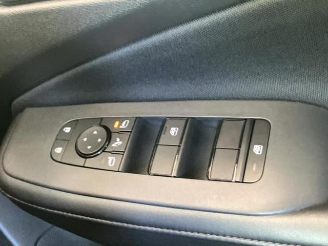 ノート Ｘ　保証書／純正　９インチ　メモリーナビ／インテリジェントルームミラー／エマージェンシーブレーキ／アラウンドビューモニター／車線逸脱防止支援システム／ヘッドランプ　ＬＥＤ／ＵＳＢジャック　全周囲カメラ（36枚目）