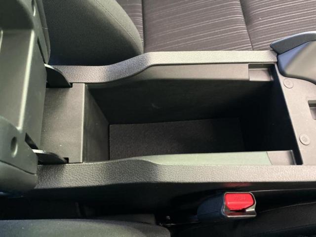 ノート Ｘ　保証書／純正　９インチ　メモリーナビ／インテリジェントルームミラー／エマージェンシーブレーキ／アラウンドビューモニター／車線逸脱防止支援システム／ヘッドランプ　ＬＥＤ／ＵＳＢジャック　全周囲カメラ（38枚目）