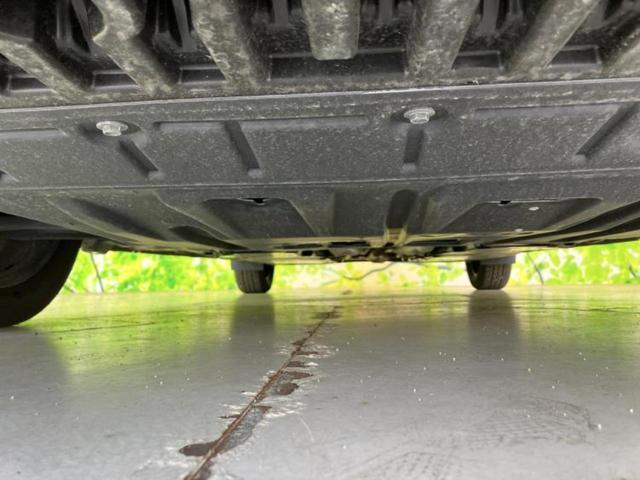 ノート Ｘ　保証書／純正　９インチ　メモリーナビ／インテリジェントルームミラー／エマージェンシーブレーキ／アラウンドビューモニター／車線逸脱防止支援システム／ヘッドランプ　ＬＥＤ／ＵＳＢジャック　全周囲カメラ（47枚目）