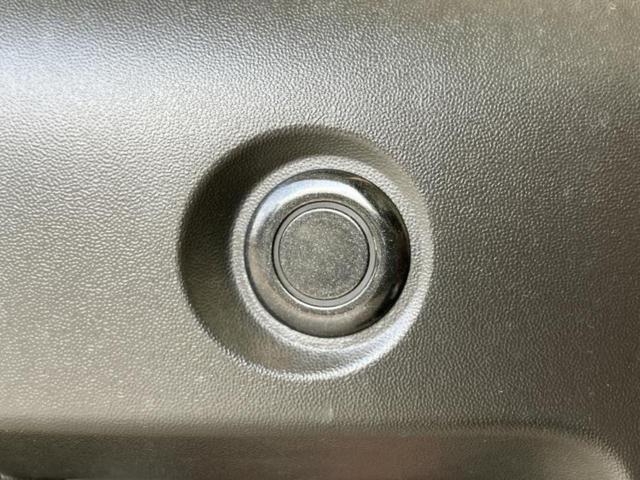 タフト Ｇターボ　新品タイヤ／ガラスルーフ／保証書／純正　ＳＤナビ／衝突安全装置／シートヒーター　前席／パノラマモニター／車線逸脱防止支援システム／ヘッドランプ　ＬＥＤ／ＵＳＢジャック／Ｂｌｕｅｔｏｏｔｈ接続　ＥＴＣ（45枚目）