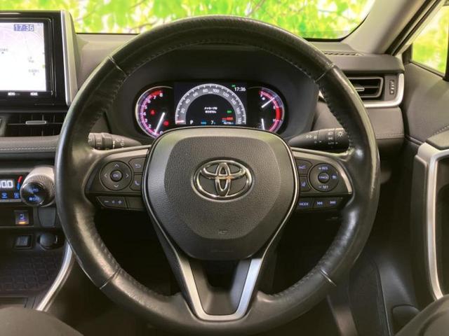 ＲＡＶ４ ４ＷＤ　Ｇ　Ｚパッケージ　サンルーフ／純正エアロ／保証書／純正　９インチ　ナビ／トヨタセーフティセンス／シートヒーター　前席／車線逸脱防止支援システム／シート　合皮／電動バックドア／ドライブレコーダー　前後　フルエアロ　４ＷＤ（15枚目）