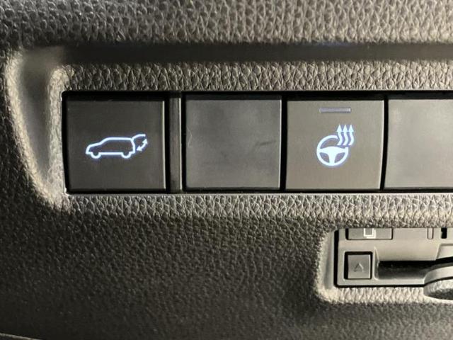 ＲＡＶ４ ４ＷＤ　Ｇ　Ｚパッケージ　サンルーフ／純正エアロ／保証書／純正　９インチ　ナビ／トヨタセーフティセンス／シートヒーター　前席／車線逸脱防止支援システム／シート　合皮／電動バックドア／ドライブレコーダー　前後　フルエアロ　４ＷＤ（25枚目）