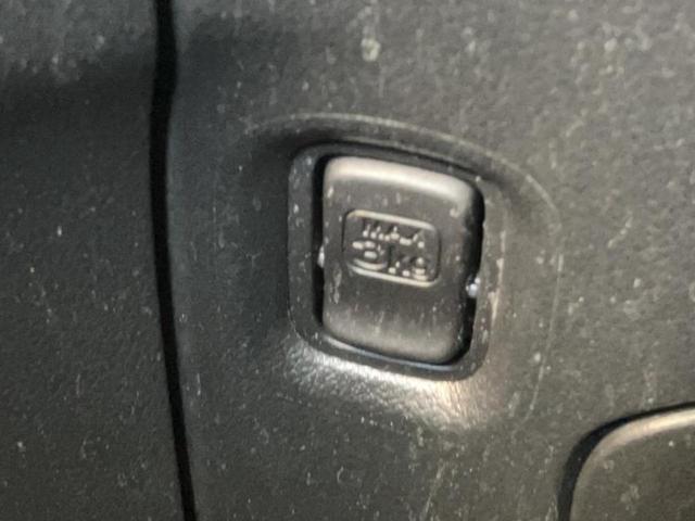 Ｎ－ＢＯＸカスタム Ｇ・Ｌパッケージ　新品タイヤ／保証書／社外　ＳＤナビ／両側電動スライドドア／ヘッドランプ　ＨＩＤ／Ｂｌｕｅｔｏｏｔｈ接続／ＥＴＣ／ＥＢＤ付ＡＢＳ／横滑り防止装置／アイドリングストップ／フルセグＴＶ／ＤＶＤ　ＤＶＤ再生（35枚目）