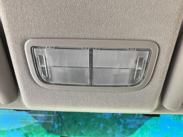 フィット 13G・10thアニバーサリー 新品タイヤ/保証書/純正 ナビ/ETC/EBD付ABS/バックモニター/フルセグTV/エアバッグ 運転席/エアバッグ 助手席/衝突安全ボディ/パワーウインドウ/キーレスエントリー/パワーステアリング(35枚目)