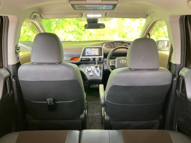 シエンタ ファンベースＧクエロ　新品タイヤ／保証書／純正　ＳＤナビ／フリップダウンモニター　純正　１１．５インチ／衝突安全装置／両側電動スライドドア／シートヒーター　前席／車線逸脱防止支援システム／ヘッドランプ　ＬＥＤ　バックカメラ（7枚目）