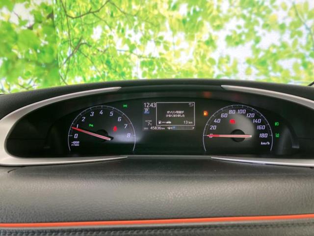 シエンタ ファンベースＧクエロ　新品タイヤ／保証書／純正　ＳＤナビ／フリップダウンモニター　純正　１１．５インチ／衝突安全装置／両側電動スライドドア／シートヒーター　前席／車線逸脱防止支援システム／ヘッドランプ　ＬＥＤ　バックカメラ（14枚目）