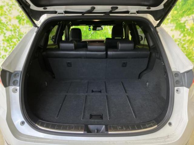 ハリアー プレミアム　新品タイヤ／サンルーフ／純正エアロ／保証書／社外　９インチ　ＳＤナビ／車線逸脱防止支援システム／シート　ハーフレザー／電動バックドア／ドライブレコーダー　前後／ヘッドランプ　ＬＥＤ／ＵＳＢジャック（6枚目）