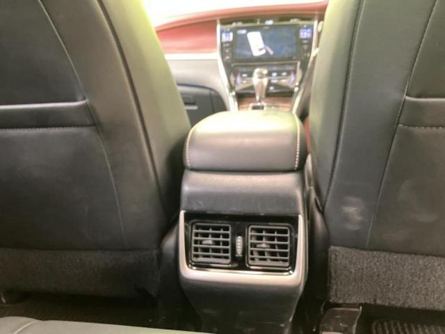 ハリアー プレミアム　新品タイヤ／サンルーフ／純正エアロ／保証書／社外　９インチ　ＳＤナビ／車線逸脱防止支援システム／シート　ハーフレザー／電動バックドア／ドライブレコーダー　前後／ヘッドランプ　ＬＥＤ／ＵＳＢジャック（33枚目）