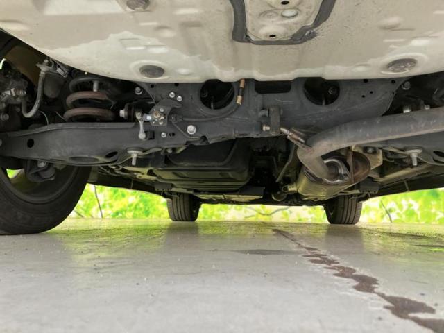 ハリアー プレミアム　新品タイヤ／サンルーフ／純正エアロ／保証書／社外　９インチ　ＳＤナビ／車線逸脱防止支援システム／シート　ハーフレザー／電動バックドア／ドライブレコーダー　前後／ヘッドランプ　ＬＥＤ／ＵＳＢジャック（36枚目）