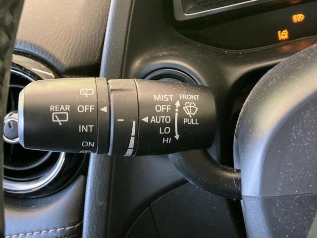 デミオ 13Sツーリング 保証書/純正 SDナビ/衝突安全装置/シートヒーター/全方位モニター/ヘッドランプ LED/Bluetooth接続/ETC/EBD付ABS/横滑り防止装置/アイドリングストップ/フルセグTV(16枚目)