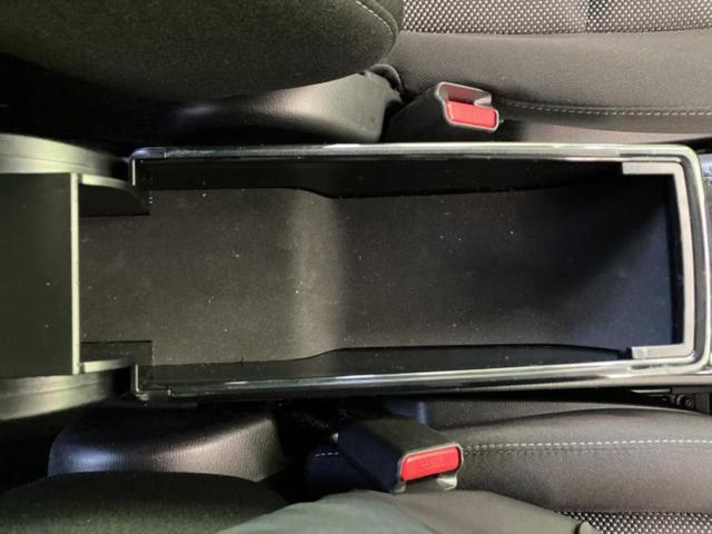 デミオ 13Sツーリング 保証書/純正 SDナビ/衝突安全装置/シートヒーター/全方位モニター/ヘッドランプ LED/Bluetooth接続/ETC/EBD付ABS/横滑り防止装置/アイドリングストップ/フルセグTV(32枚目)