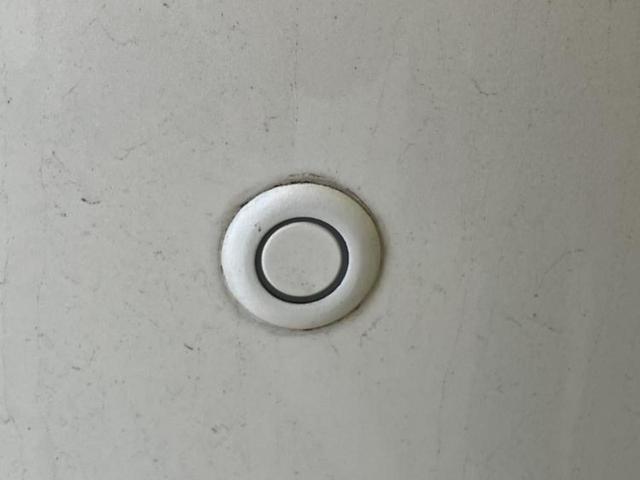 デミオ 13Sツーリング 保証書/純正 SDナビ/衝突安全装置/シートヒーター/全方位モニター/ヘッドランプ LED/Bluetooth接続/ETC/EBD付ABS/横滑り防止装置/アイドリングストップ/フルセグTV(42枚目)