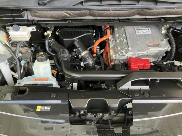 セレナ eパワーハイウェイスターV 新品タイヤ/保証書/純正 10インチ メモリーナビ/フリップダウンモニター 純正 10.1インチ/インテリジェントルームミラー/エマージェンシーブレーキ/ハンズフリー両側電動スライドドア 全周囲カメラ(48枚目)