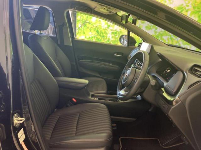 アクア Ｚ　新品タイヤ／保証書／ディスプレイオーディオ１０インチ／衝突安全装置／車線逸脱防止支援システム／シート　ハーフレザー／ヘッドランプ　ＬＥＤ／ＥＴＣ／ＥＢＤ付ＡＢＳ／横滑り防止装置　衝突被害軽減システム（4枚目）