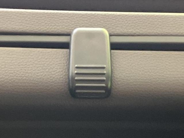 フリード Ｇ　新品タイヤ／保証書／社外　８インチ　ＳＤナビ／フリップダウンモニター／衝突安全装置／両側電動スライドドア／車線逸脱防止支援システム／ヘッドランプ　ＬＥＤ／Ｂｌｕｅｔｏｏｔｈ接続／ＥＴＣ　バックカメラ（42枚目）