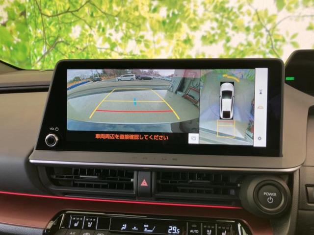 プリウス Ｚ　サンルーフ／純正エアロ／ディスプレイオーディオ＋ナビ１１インチ／デジタルインナーミラー／トヨタセーフティセンス／シートヒーター　前席／パノラミックビューモニター／車線逸脱防止支援システム　全周囲カメラ（13枚目）